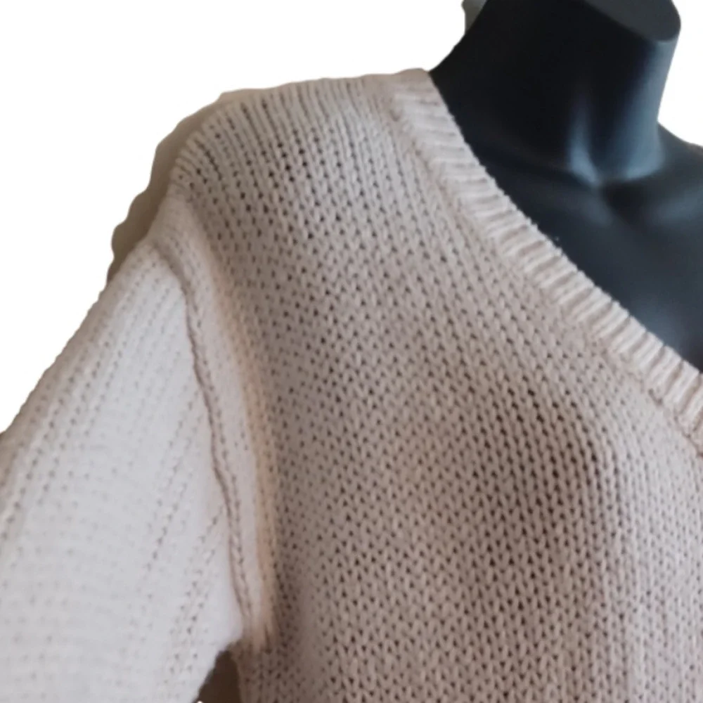 Pink Victorias Secret sweater. Size small. Oatmeal colored v neck cableknit type
